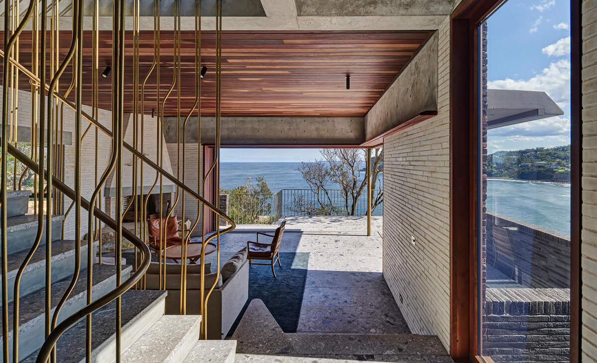 Bangalley House si aggiudica il premio “Best in Class” ai ” “2021 Brick in Architecture Awards” Casa moderna con facciata esterna in mattoni faccia vista. Rivestimento architettonico di design per esterni.